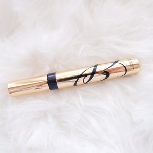 🆕 Estée Lauder Sumptuous Extreme Mascara